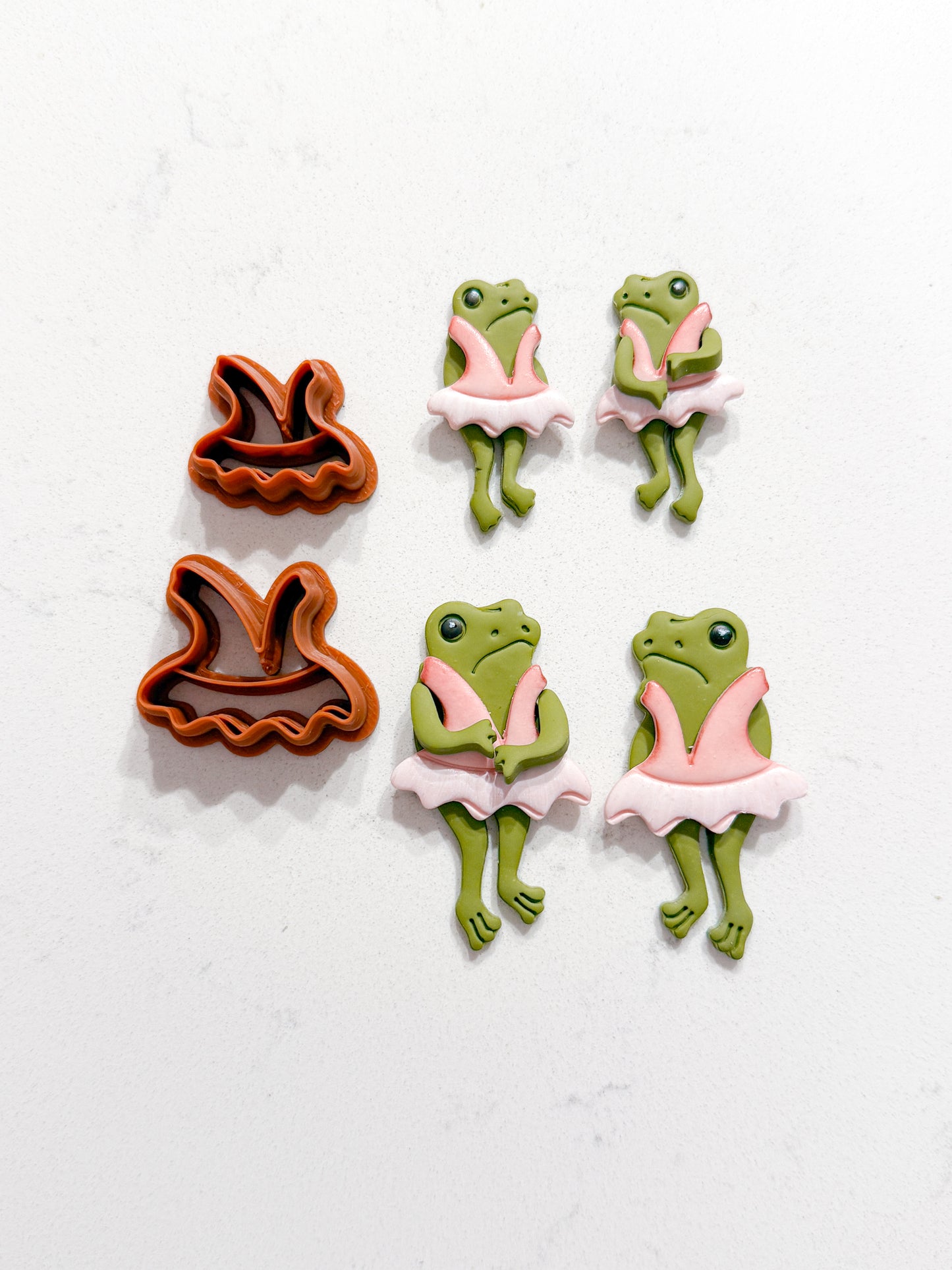 BALLARINA| FROG OUTFIT | CLAY CUTTERS