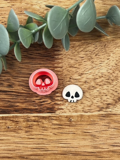 Skull Stud Clay Cutter