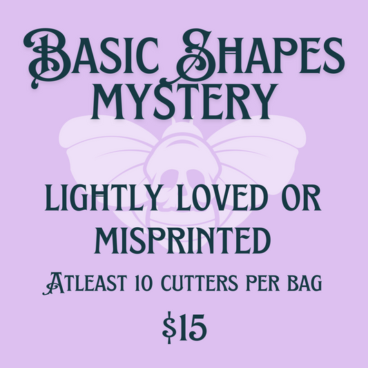 BASIC SHAPES 10PC CLAY CUTTER MYSTERY BAG
