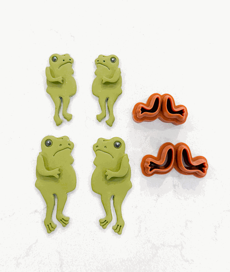 1.5 inch FROG w/ SWEATER SET | CLAY CUTTERS